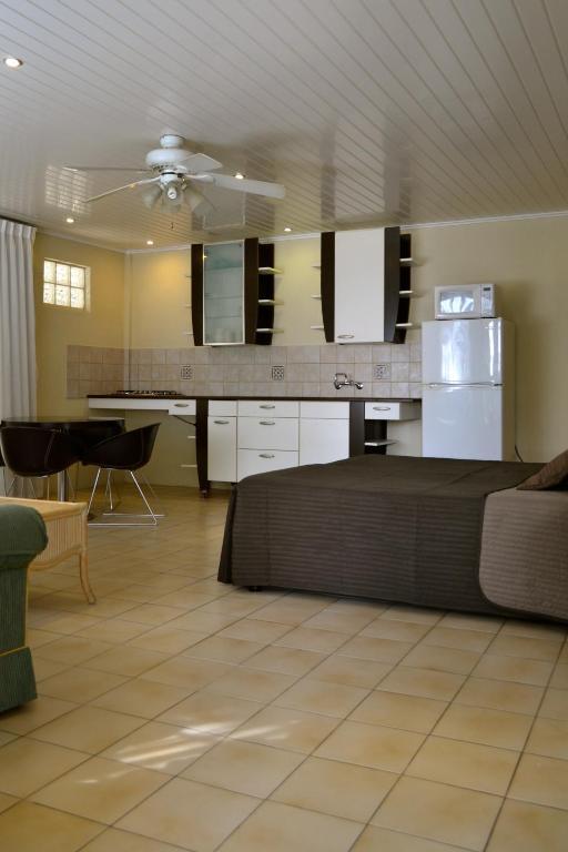 Bananas Apartments Adults Only شاطئ بالم الغرفة الصورة